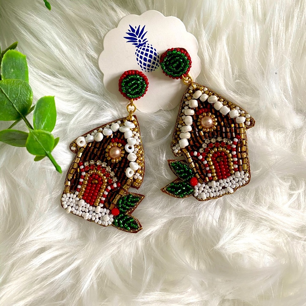 Beaded Christmas gingerbread house earrings.